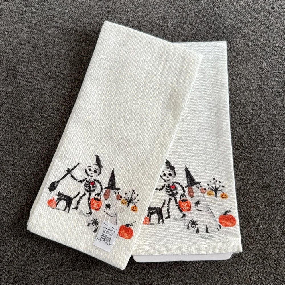 Pottery Barn Doug & Friends Hand Towels - Set of 2